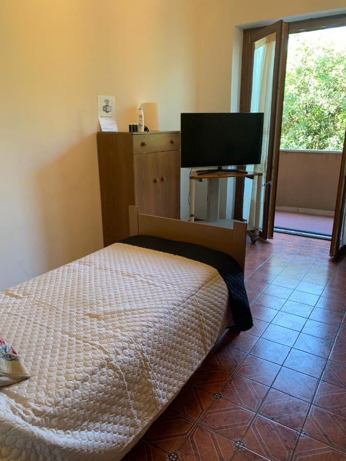 Pensionat Castel Di Leva House